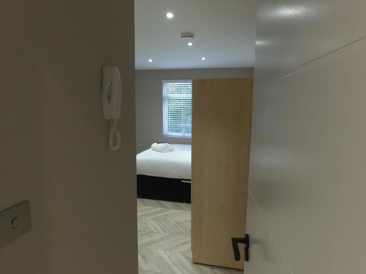 Lbt Property Ltd Лондон Экстерьер фото