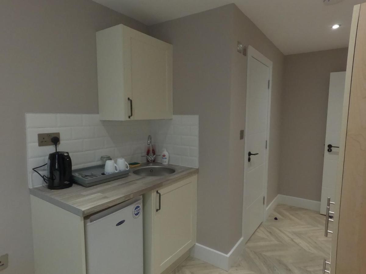 Lbt Property Ltd Лондон Экстерьер фото
