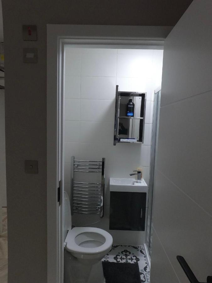 Lbt Property Ltd Лондон Экстерьер фото