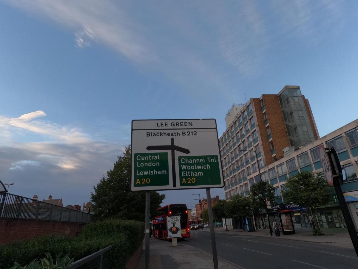 Lbt Property Ltd Лондон Экстерьер фото