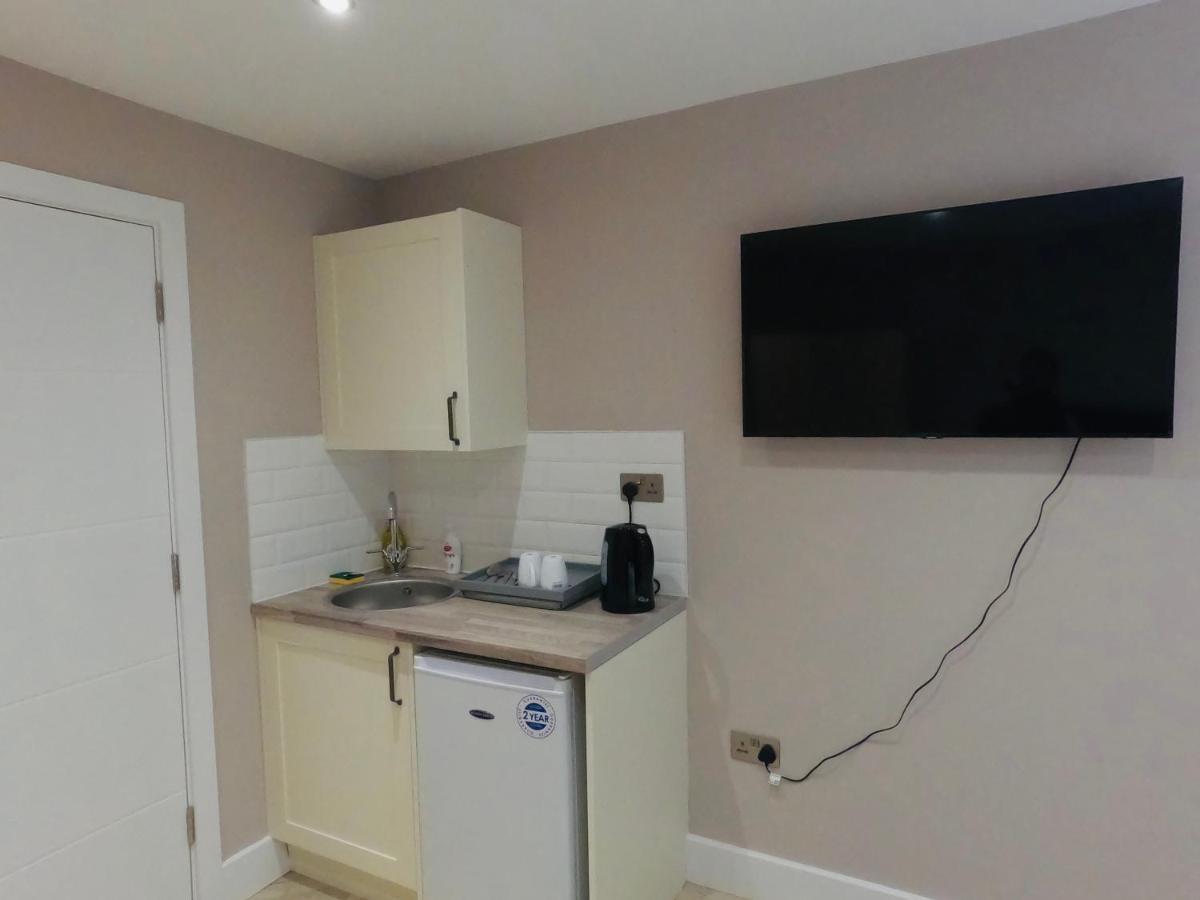 Lbt Property Ltd Лондон Экстерьер фото