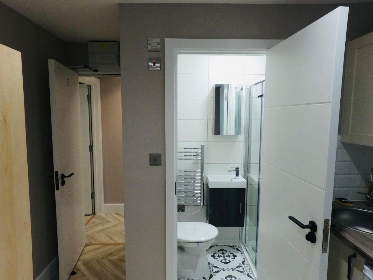 Lbt Property Ltd Лондон Экстерьер фото