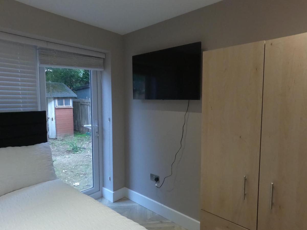 Lbt Property Ltd Лондон Экстерьер фото