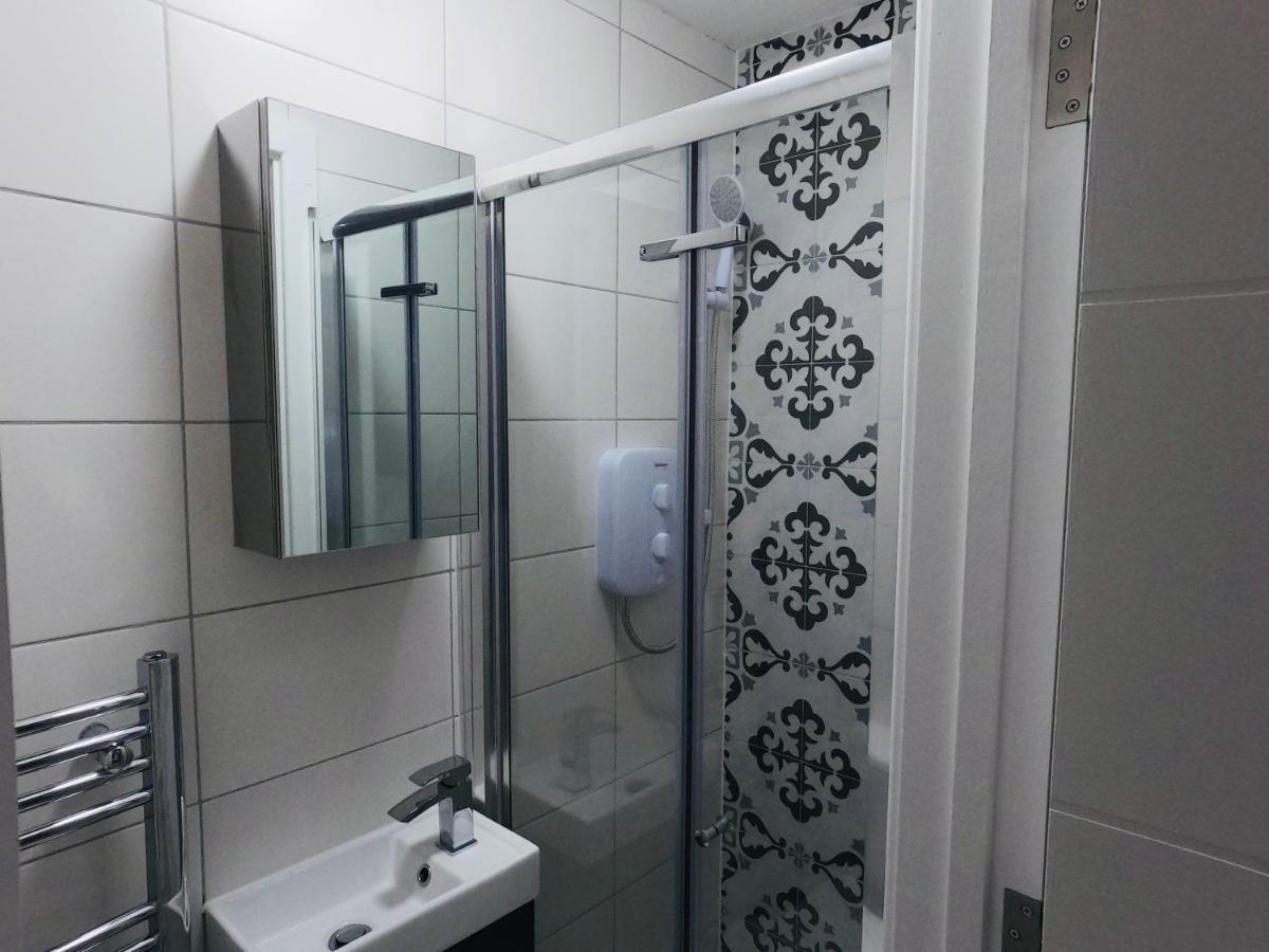 Lbt Property Ltd Лондон Экстерьер фото