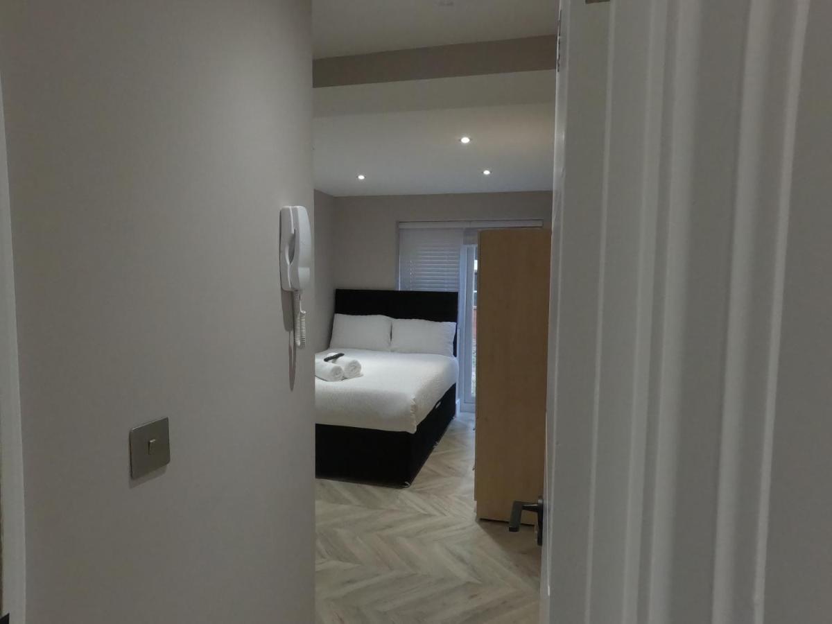 Lbt Property Ltd Лондон Экстерьер фото