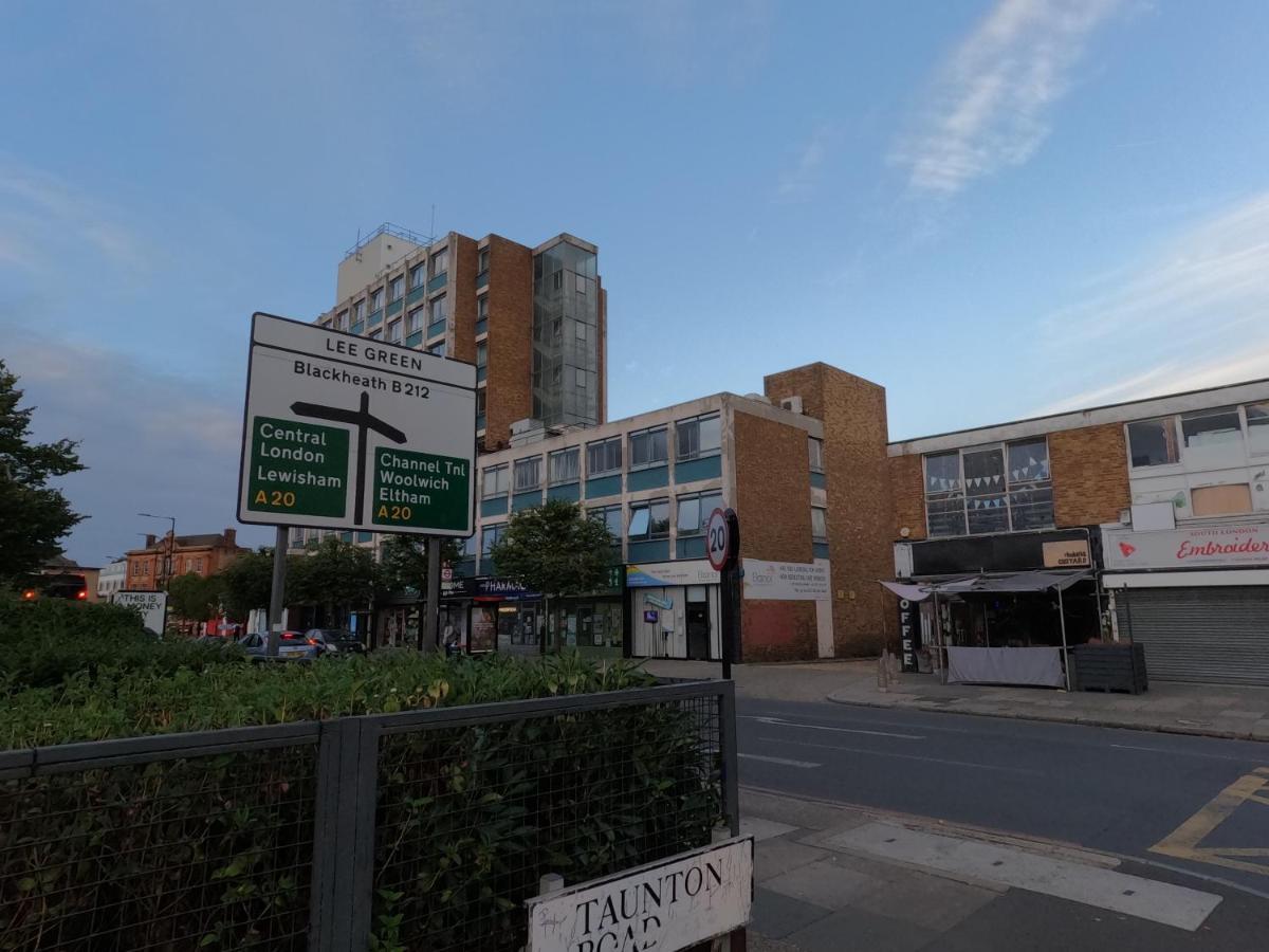 Lbt Property Ltd Лондон Экстерьер фото